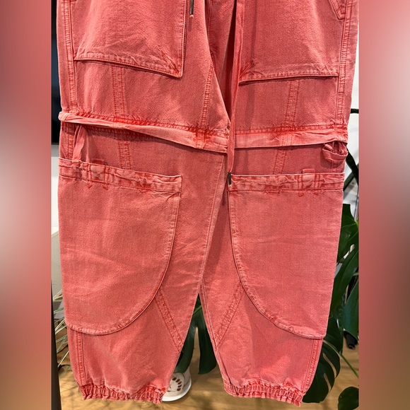 Women’s FREE PEOPLE Wind Drift Convertible Coral Bright* Pants - Picture 4 of 9